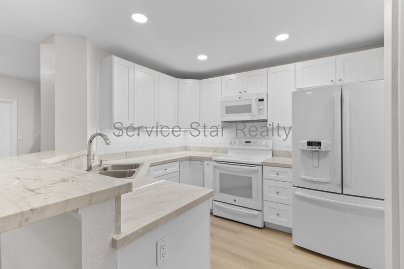 Beautifully Updated 1st floor Condo in Morningside Estates property image