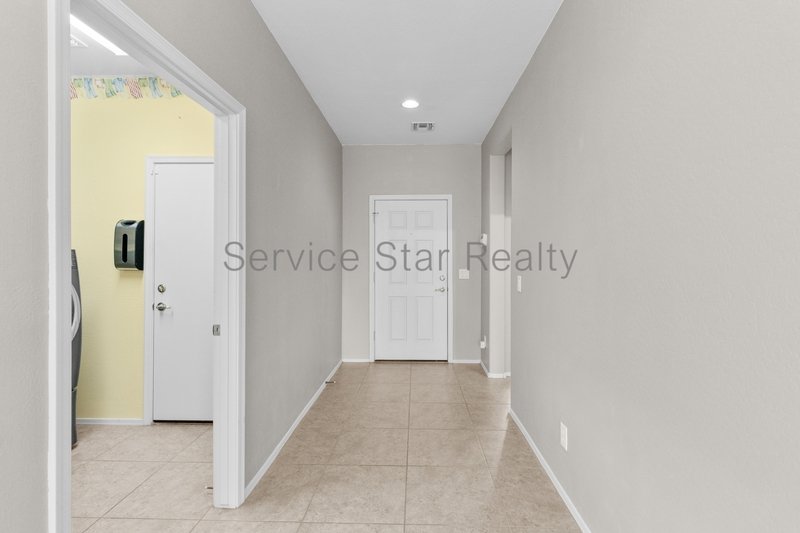 Lovely 2 Bedroom, 2 Bath Home property image