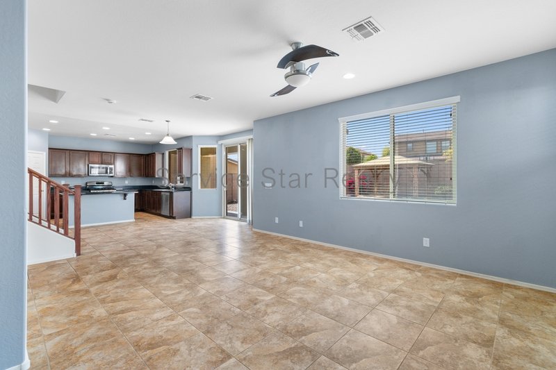 Verrado - 4 Bed/2.5 Bath property image