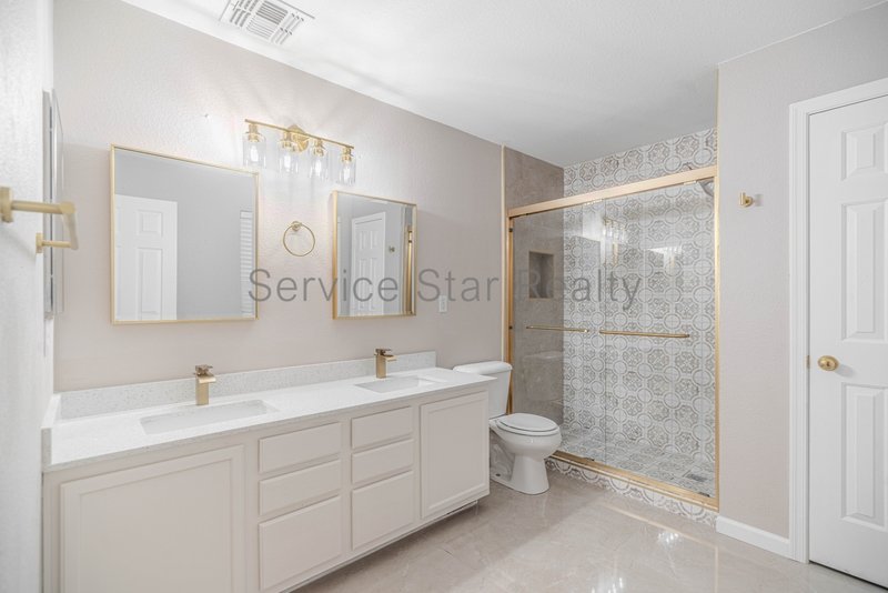 Remodeled 4 bedroom, 2.5 bath in Phoenix!! property image