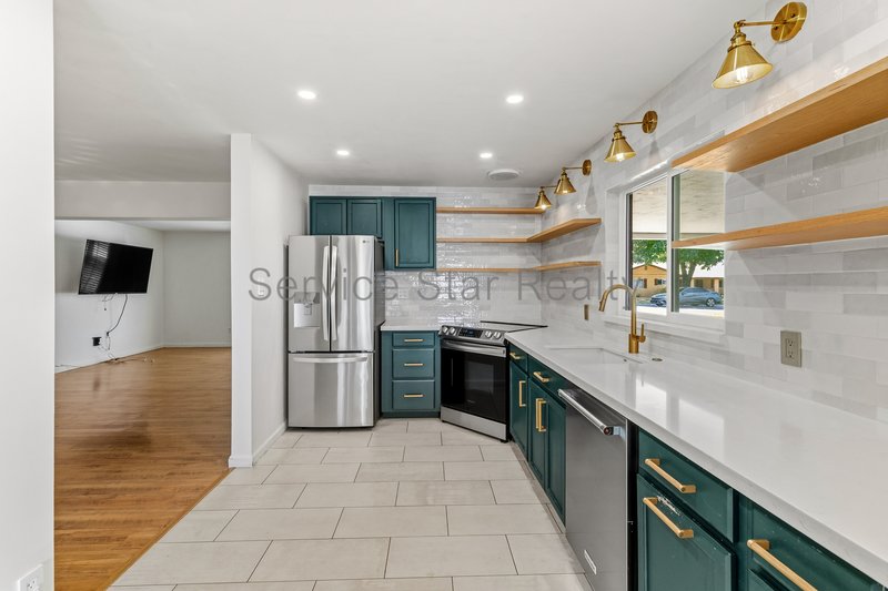 Beautiful 3BD with Private Pool & Casita property image