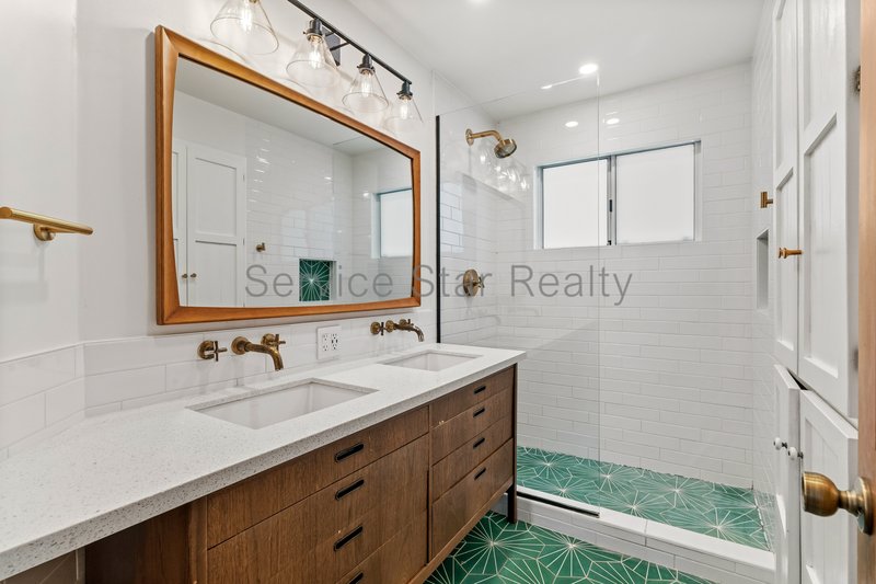 Beautiful 3BD with Private Pool & Casita property image