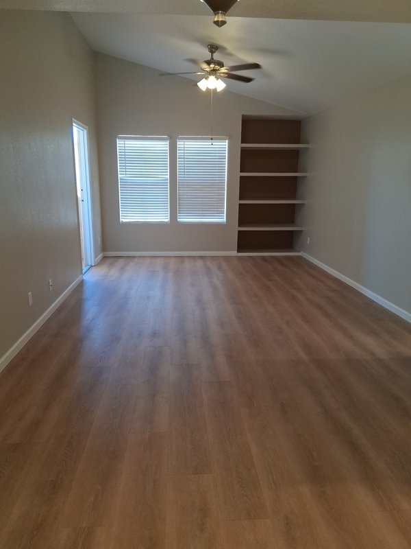 Remodeled 1 bed 1 bath property image