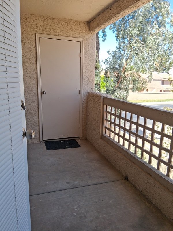 Remodeled 1 bed 1 bath property image