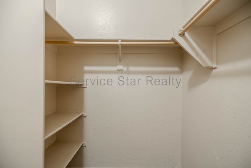 3 bedroom, 2.5 Bath + Den in North Phoenix property image