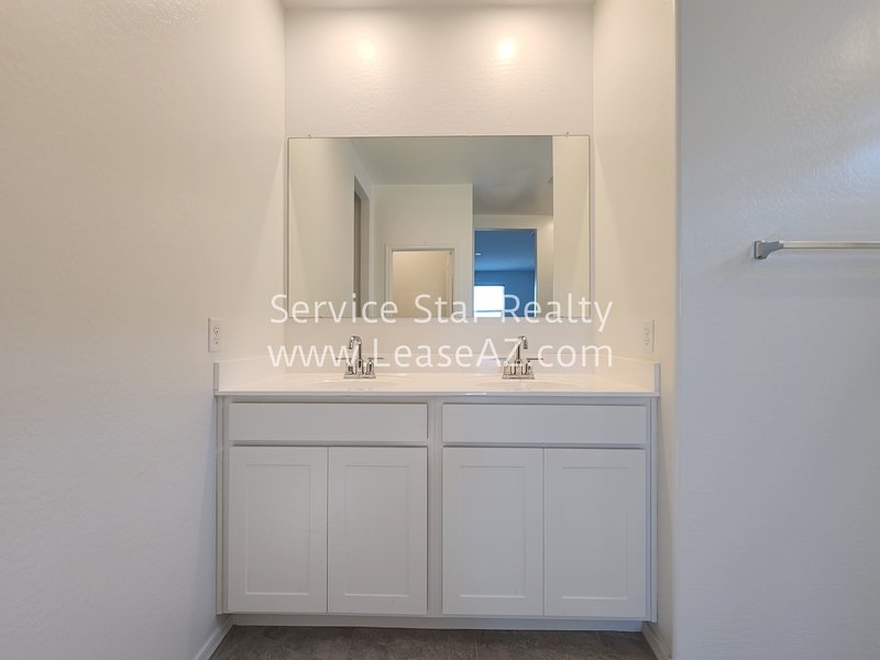 4 Bedroom, 2 Bath Home in Casa Grande! property image