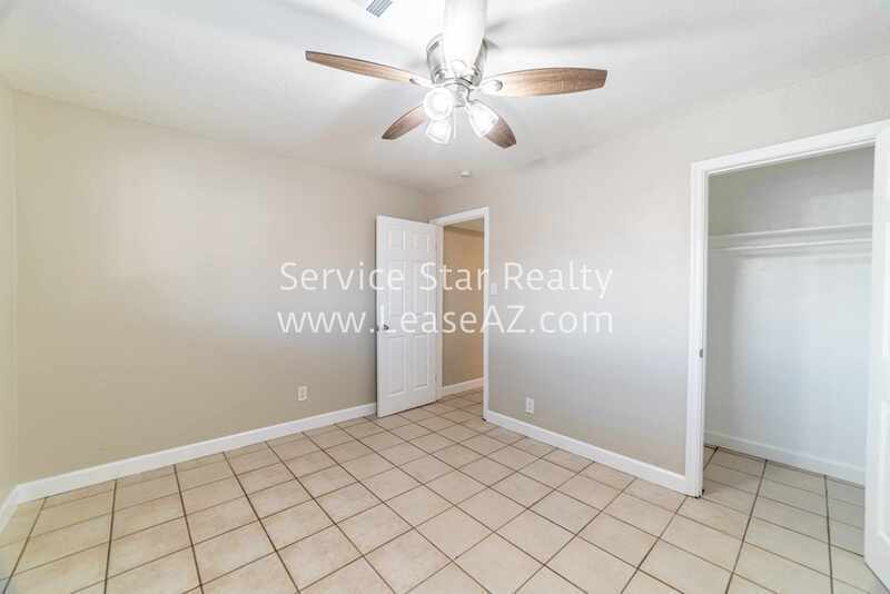 2 bedroom 1 bath Glendale Apt! Backyard + W/D Hookups property image
