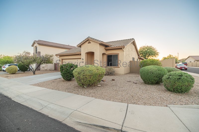 Beautiful 4 Bedroom + 2 Bath in Anthem property image