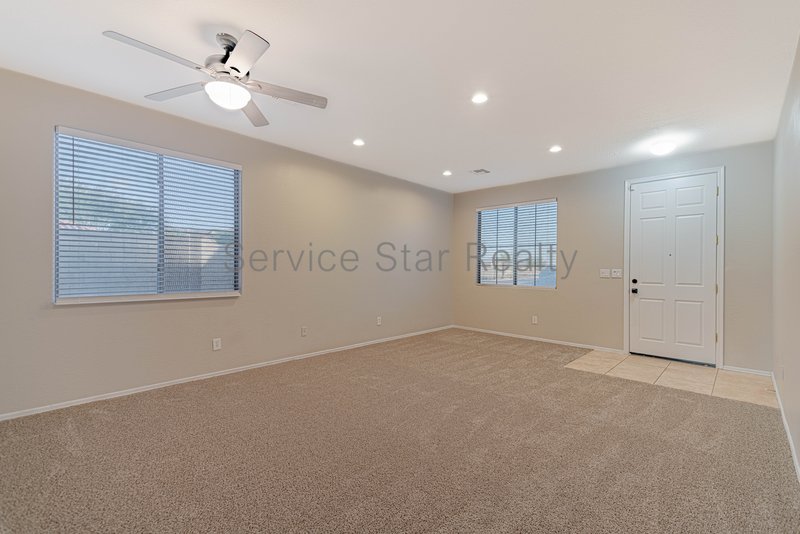 Beautiful 4 Bedroom + 2 Bath in Anthem property image