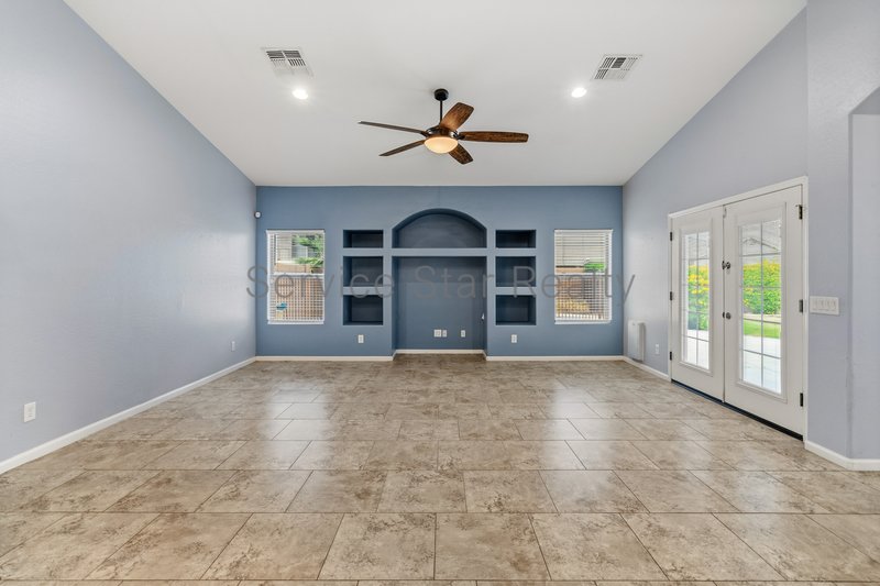15843 W Desert Mirage Dr property image
