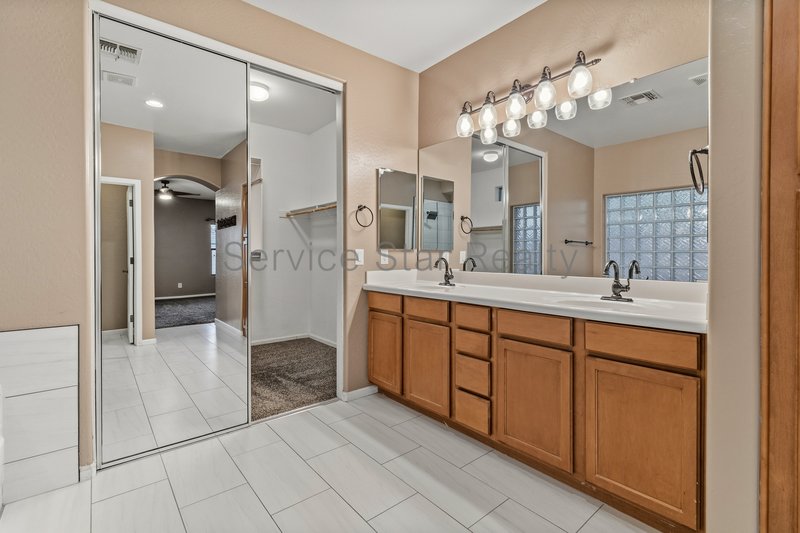 15843 W Desert Mirage Dr property image