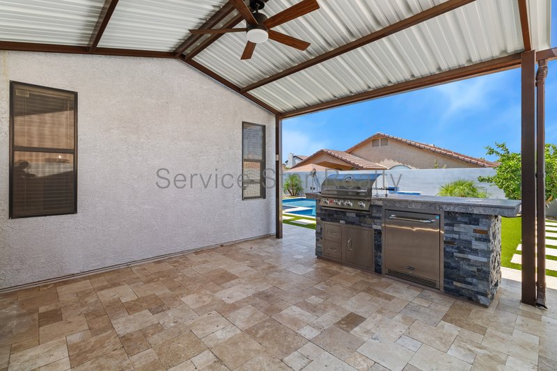 Beautiful 4 Bedroom Home with Private Pool in Desirable North Phoenix property image
