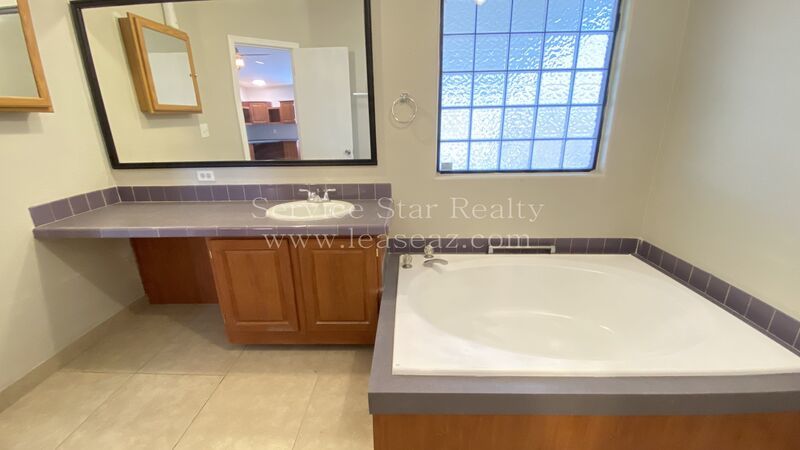 3 Bed/ 2 Bath Country Living! property image