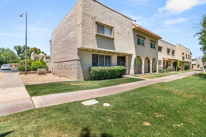 Spacious 3-Bedroom Townhome in the Heart of Old Town Scottsdale! property image