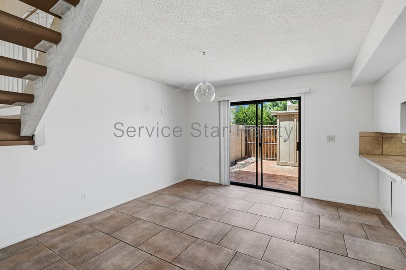 Spacious 3-Bedroom Townhome in the Heart of Old Town Scottsdale! property image