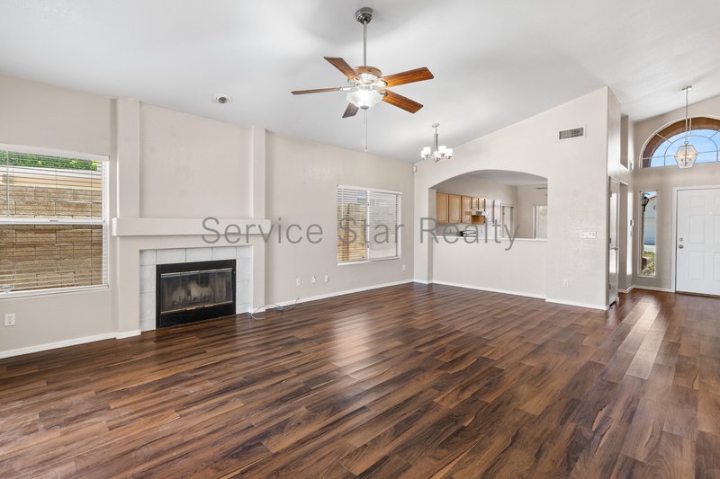 3 bed 2  bath home with Pool property image