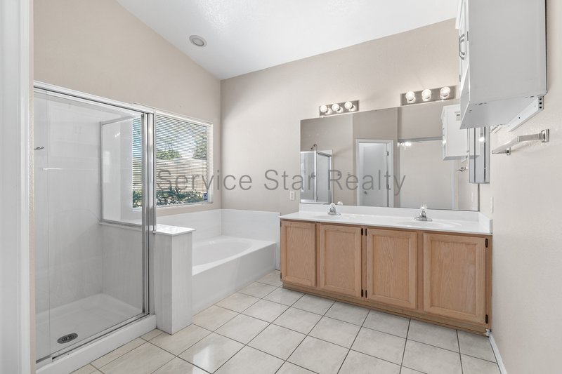 3 bed 2  bath home with Pool property image