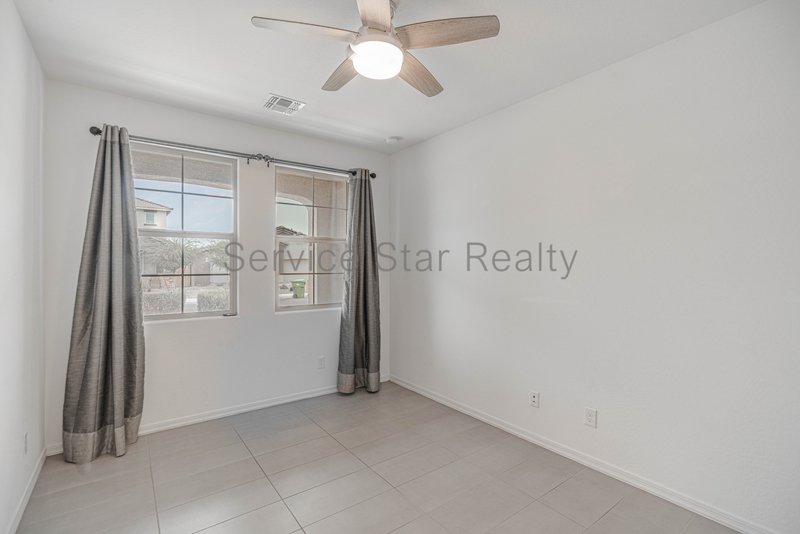 2 WEEKS FREE RENT!!! 3BED/2Bath home in Litchfield Park! property image