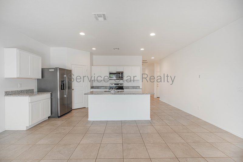 4 Bedroom, 2 Bath Home in Casa Grande! property image