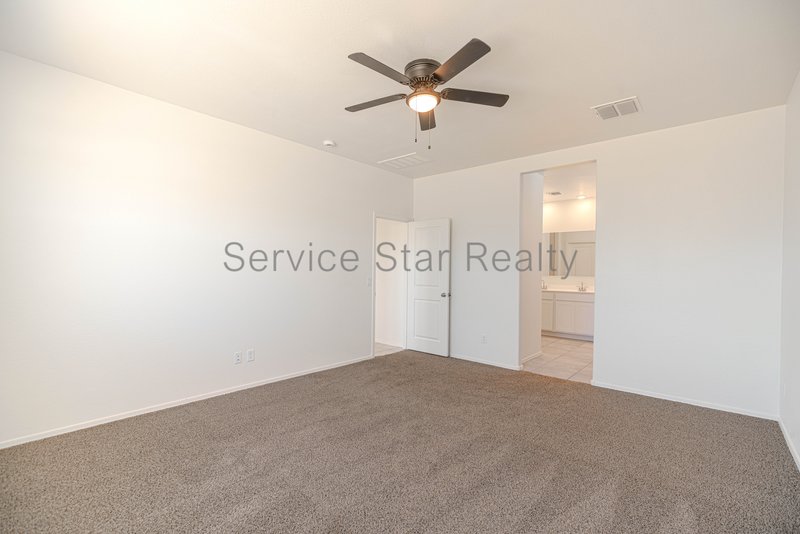 4 Bedroom, 2 Bath Home in Casa Grande! property image
