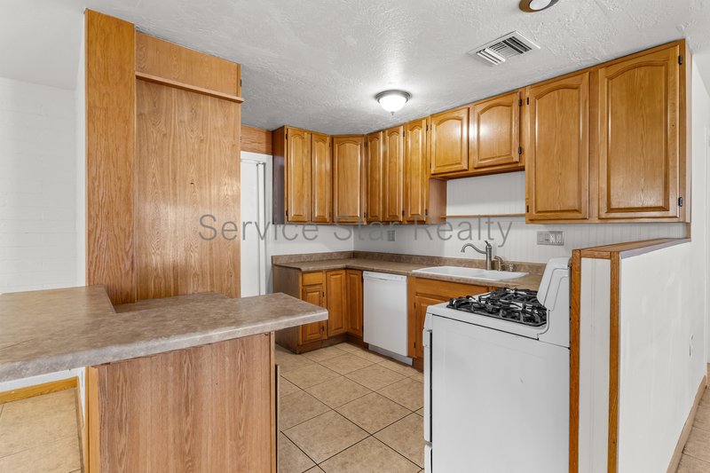3BR/1BA in Phoenix! 2 weeks FREE RENT! property image