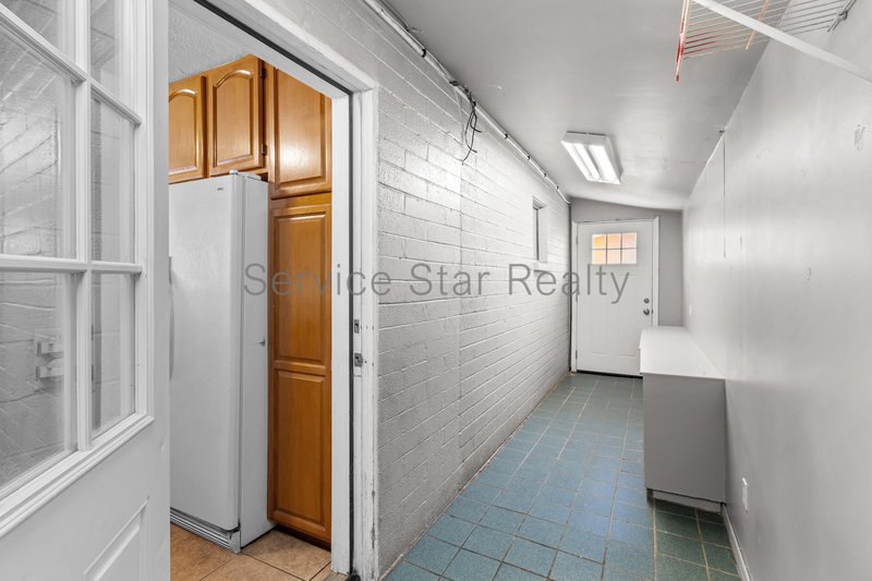 3BR/1BA in Phoenix! 2 weeks FREE RENT! property image