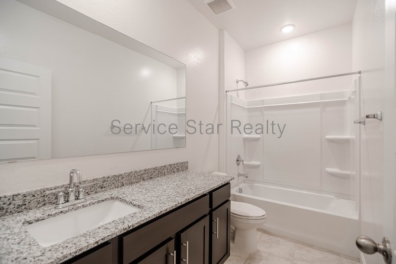 Brand New 4 Bed, 2 Bath in San Tan!!! property image