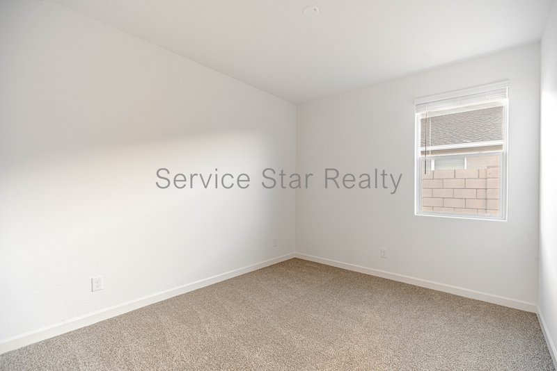 Brand New 4 Bed, 2 Bath in San Tan!!! property image