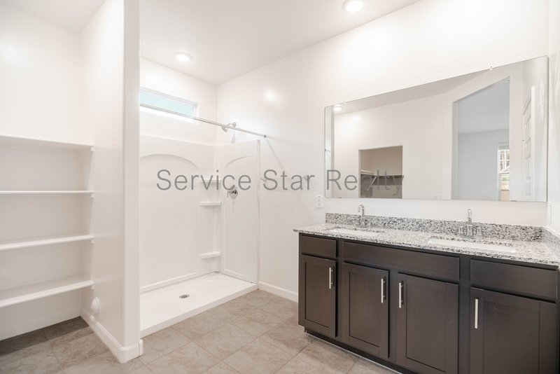 Brand New 4 Bed, 2 Bath in San Tan!!! property image