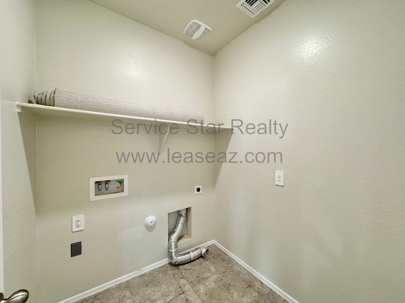 Fantastic 4 BR/2 BA in Surprise! property image