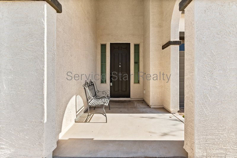 4123 E Zion Pl property image