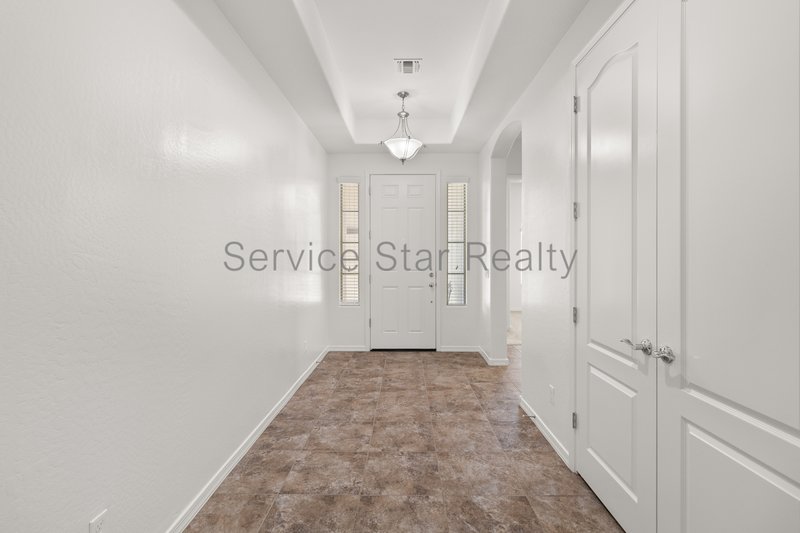 4123 E Zion Pl property image