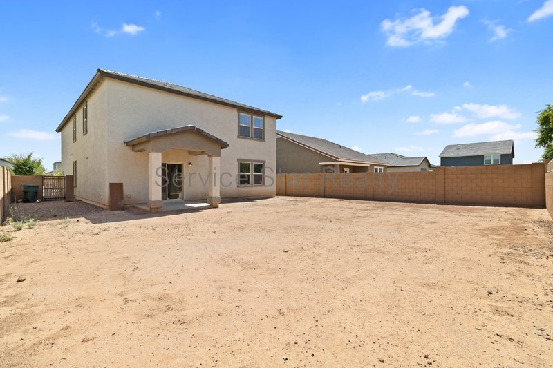 Spacious 5 Bed Home in Mission Royale! property image