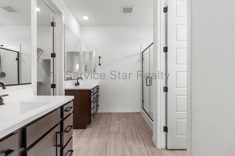 Beautiful Upgrades in this 3 Bedroom Corner Lot Home property image