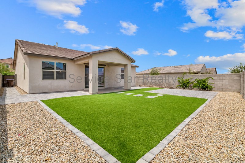 Beautiful Upgrades in this 3 Bedroom Corner Lot Home property image