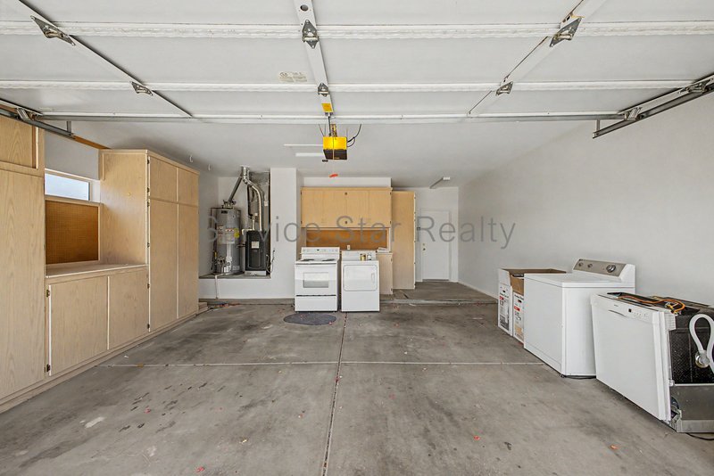 Beautiflly updated 2 bedroom, 2 bath home in Sun City West!! property image
