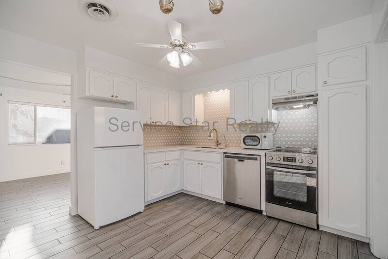 Charming 2-Bedroom Condo in Tempe with Community Pool! property image
