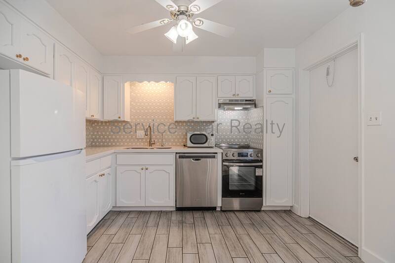Charming 2-Bedroom Condo in Tempe with Community Pool! property image