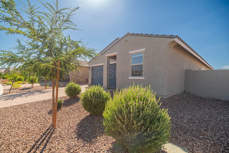 Beautiful 4 Bedroom | 3 Bathroom Home property image