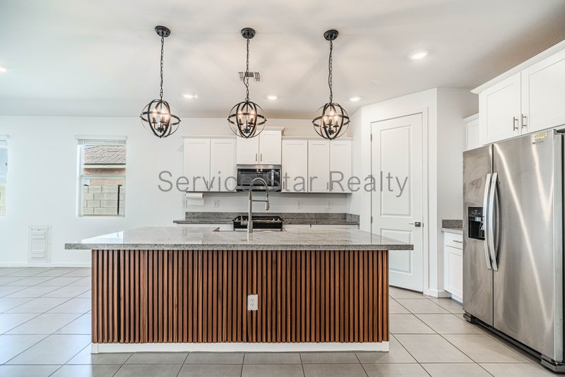 Beautiful 4 Bedroom | 3 Bathroom Home property image