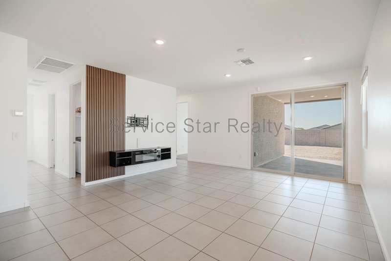 Beautiful 4 Bedroom | 3 Bathroom Home property image