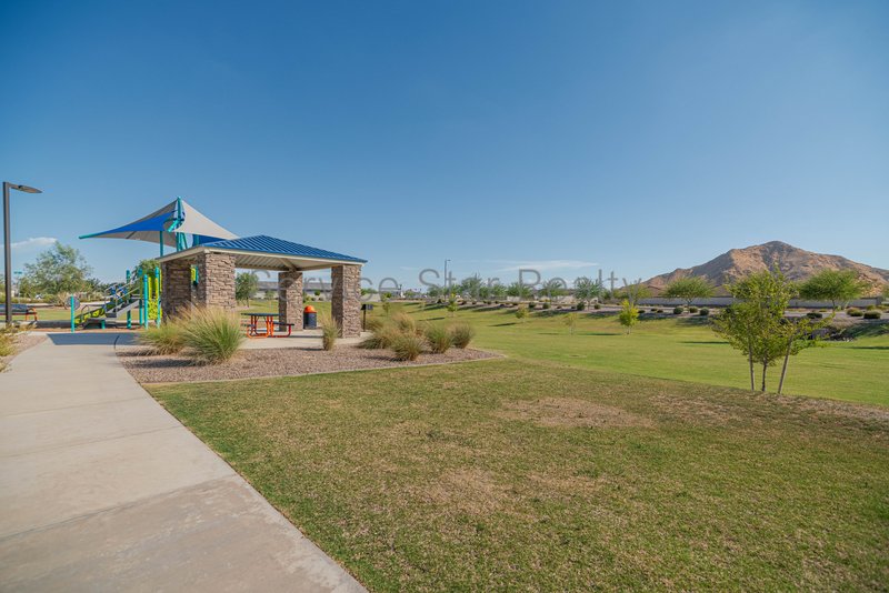 Beautiful 4 Bedroom | 3 Bathroom Home property image