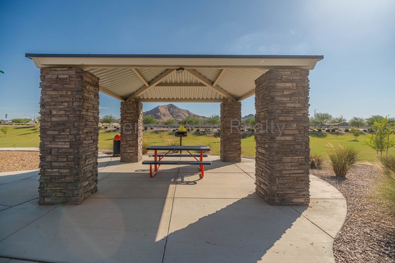 Beautiful 4 Bedroom | 3 Bathroom Home property image