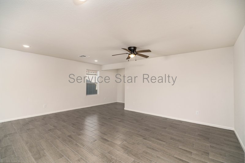 3 bedroom, 2 bath home in Buckeye! property image