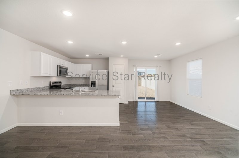 3 bedroom, 2 bath home in Buckeye! property image