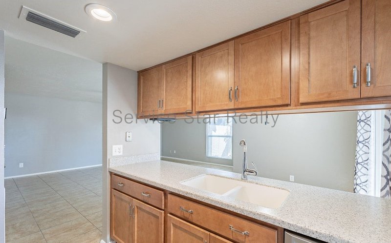 3 Bedroom, 2 Bath in Phoenix!! property image