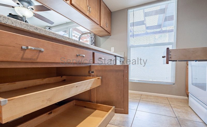 3 Bedroom, 2 Bath in Phoenix!! property image