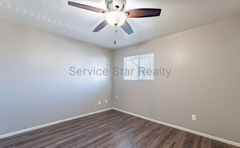 3 Bedroom, 2 Bath in Phoenix!! property image