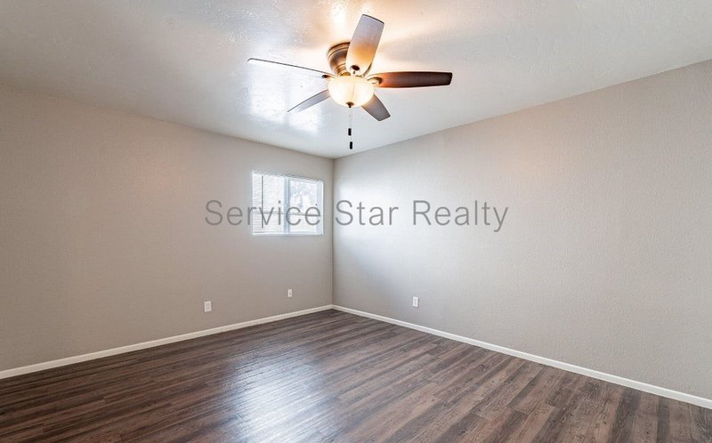 3 Bedroom, 2 Bath in Phoenix!! property image