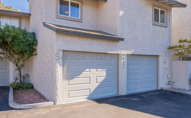 3 Bedroom, 2 Bath in Phoenix!! property image